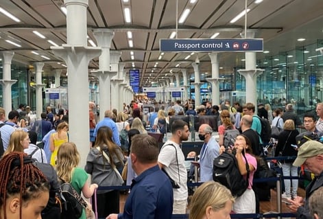 Eurostar passport control waiting time